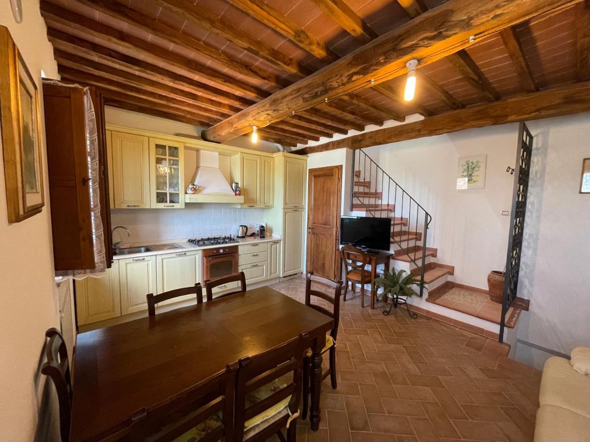Ferienwohnung Il Rifugio Nelle Crete Vescona Exterior foto