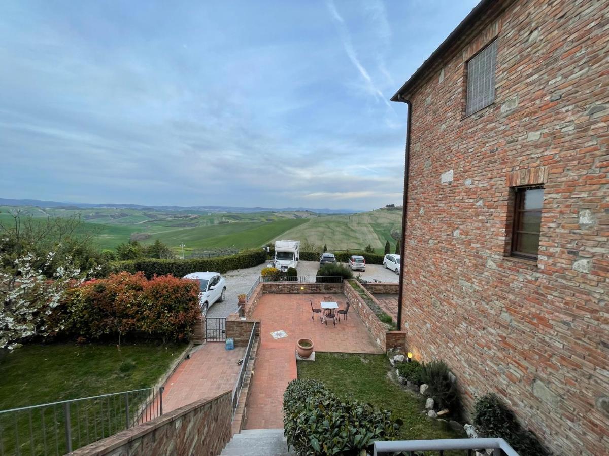 Ferienwohnung Il Rifugio Nelle Crete Vescona Exterior foto